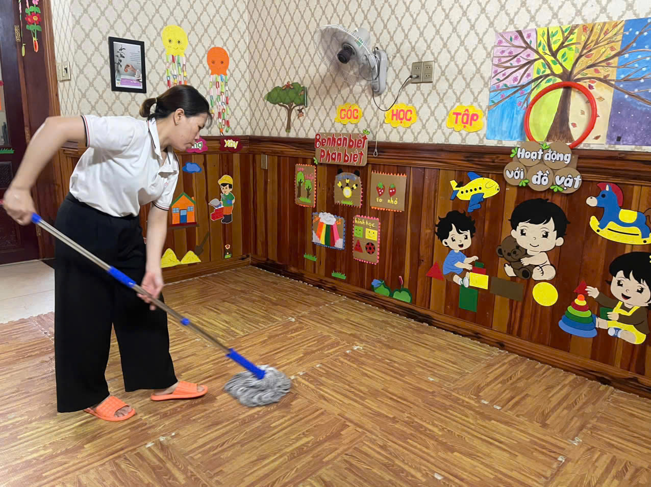 Trung tâm Kiểm soát bệnh tật tăng cường giám sát, hỗ trợ phòng, chống dịch bệnh tay chân miệng 